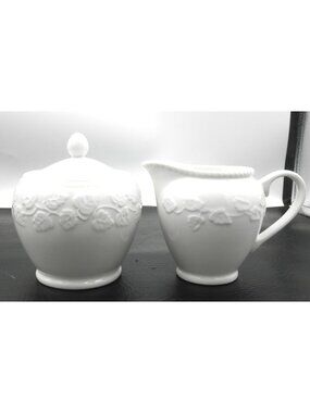 Embossed Leaf by Martha Stewart Cream & Covered Sugar Set Pattern Code: MTWEML
